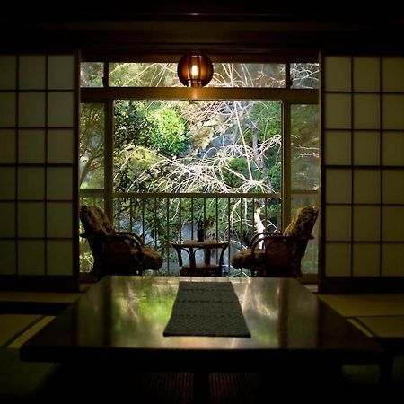 Yugawara Onsen Ryokan Uohan Esterno foto