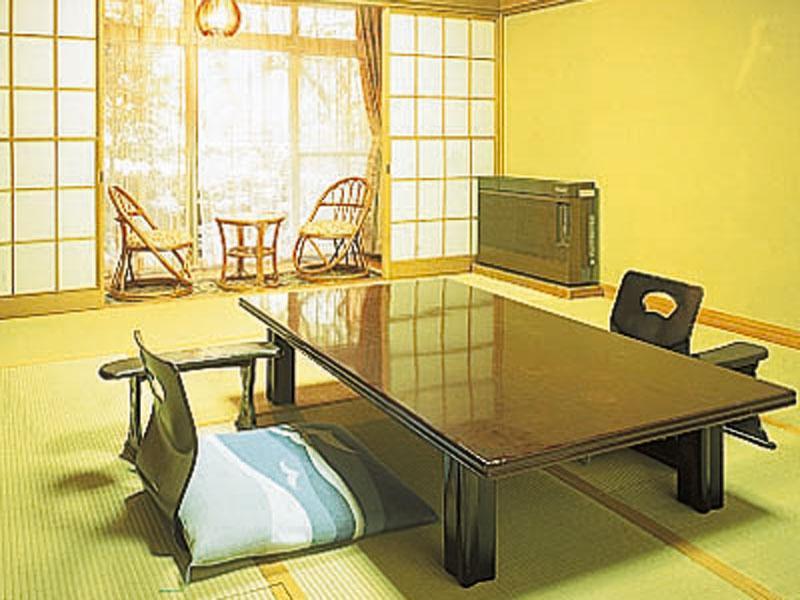 Yugawara Onsen Ryokan Uohan Esterno foto