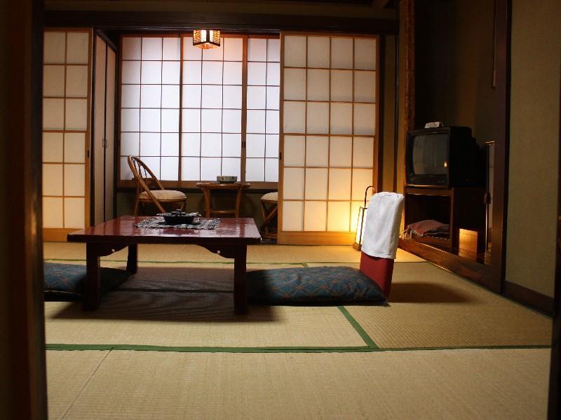 Yugawara Onsen Ryokan Uohan Esterno foto
