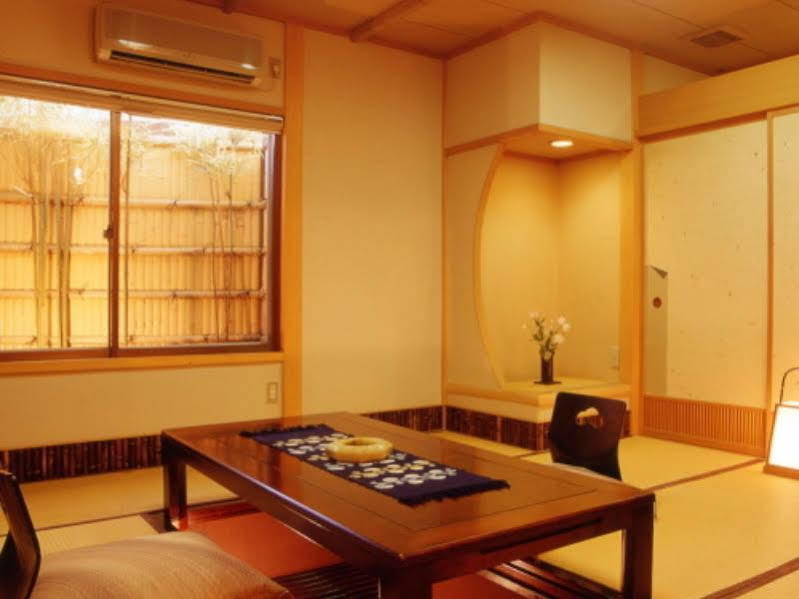 Yugawara Onsen Ryokan Uohan Esterno foto