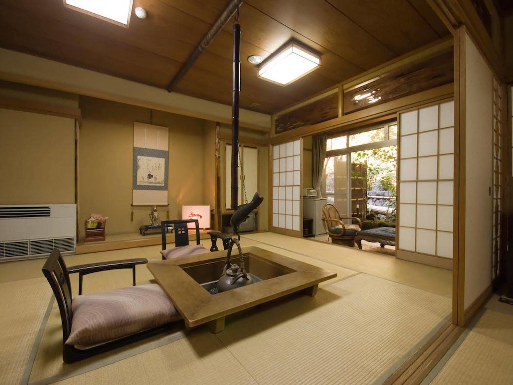 Yugawara Onsen Ryokan Uohan Esterno foto